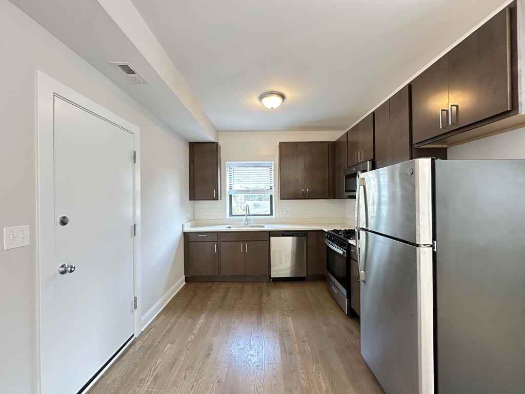 3409 W Fullerton Ave #2B - Photo 3 of 21