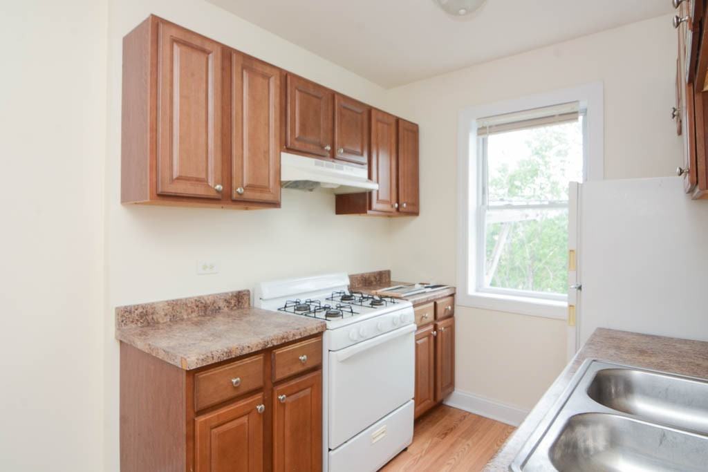 2600 N Kimball Ave #411 - Photo 3 of 20