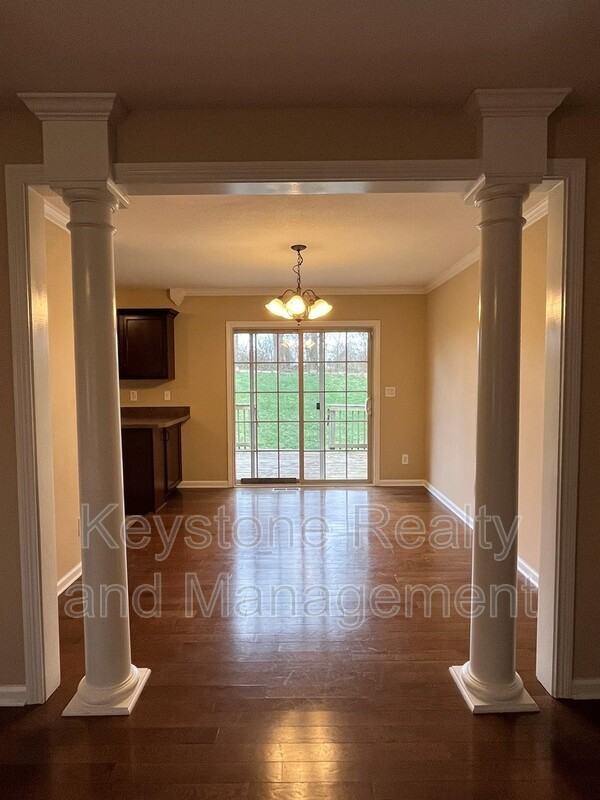 1418 Bruceton Dr - Photo 3 of 16