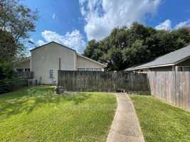 featured image of 405 Fox Run Ave #2