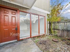 featured image of 407 Fox Run Ave #2