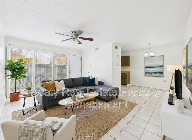 407 Fox Run Ave #2 - Photo 2 of 21