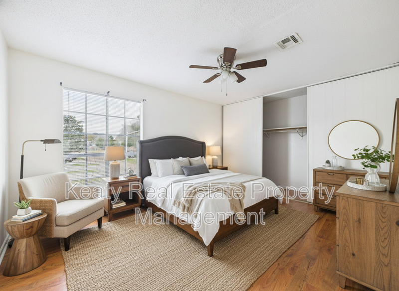 407 Fox Run Ave #2 - Photo 3 of 21