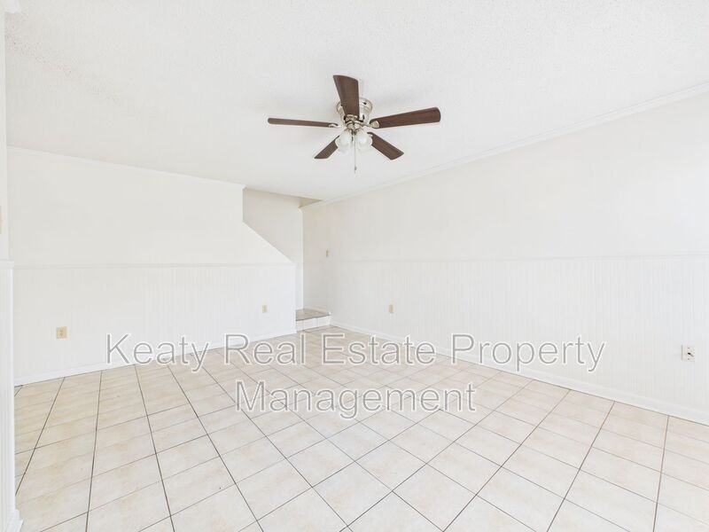 407 Fox Run Ave #2 - Photo 5 of 21