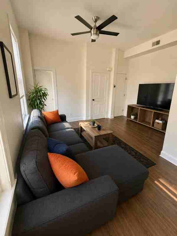 1627 Wolf St #2 - Photo 5 of 7