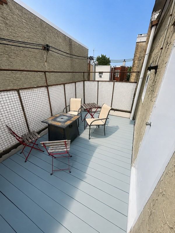 1627 Wolf St #2 - Photo 7 of 7