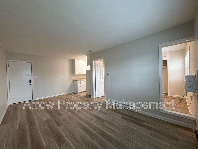 141 N 4th St - Photo 5 of 11