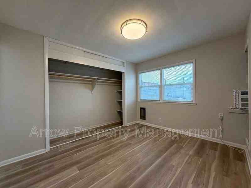 141 N 4th St - Photo 6 of 11