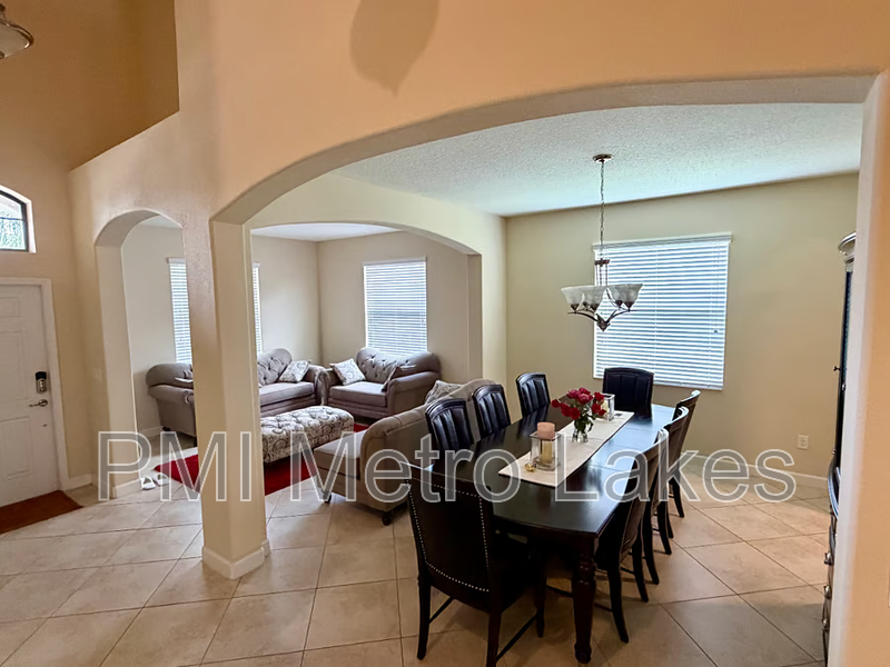 4309 Summer Breeze Way - Photo 7 of 31