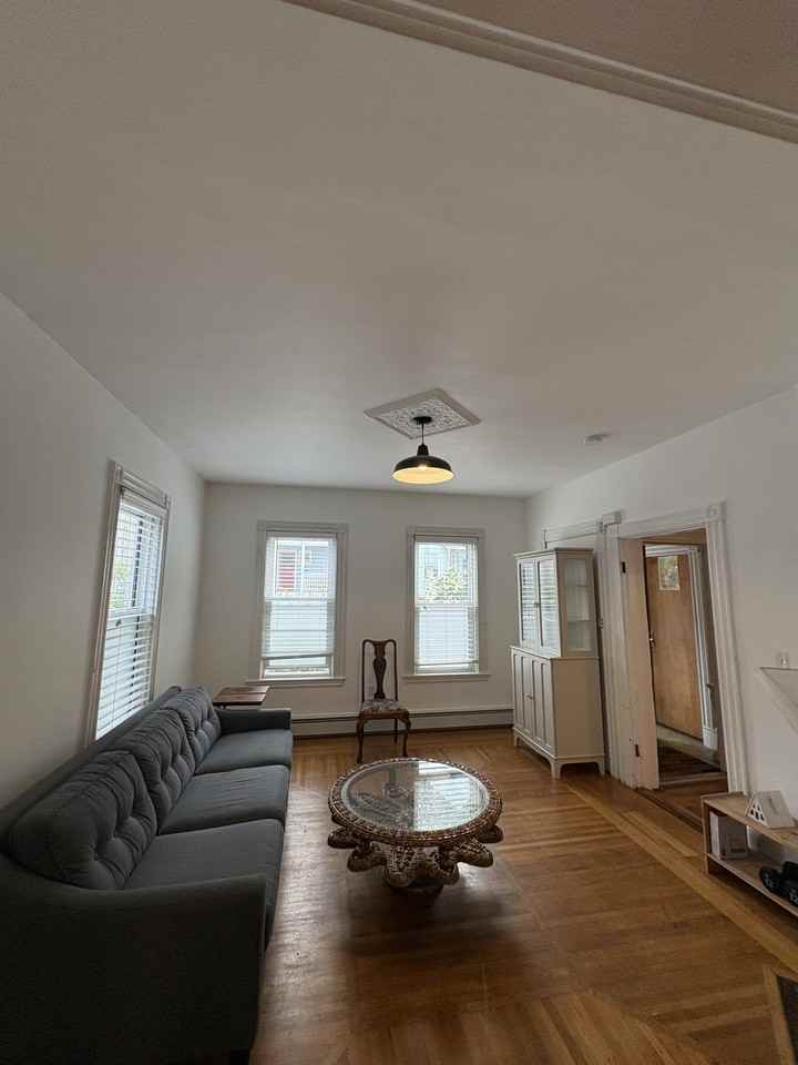 37 Madison St #1 - Photo 4 of 20