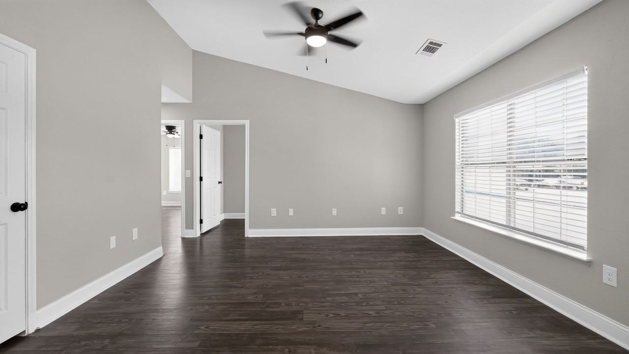 Cedar View - Photo 5 of 50