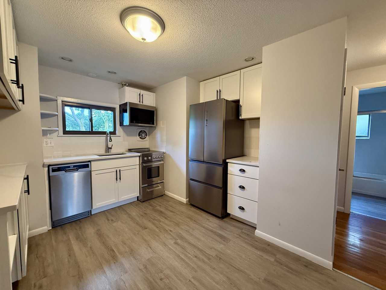 8 Friend St #5 - Photo 2 of 11