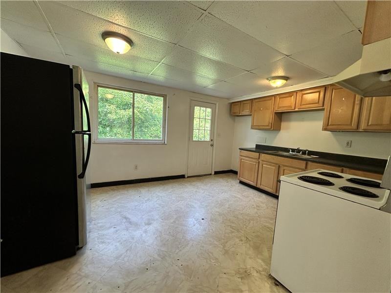 401 Dresden Ave #3 - Photo 2 of 6