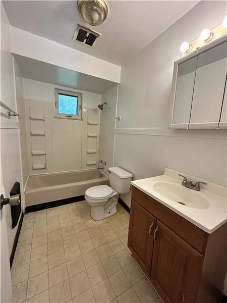 401 Dresden Ave #3 - Photo 5 of 6