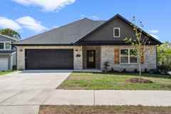 Student Housing Near the University of Arkansas! - Photo 1 of 1