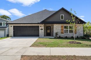 Student Housing Near the University of Arkansas! - Photo 1 of 1
