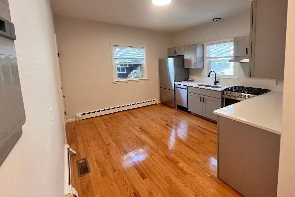 Brown St. & Moody #2R - Photo 7 of 10