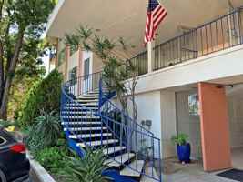 featured image of 1201 Alta Vista Rd