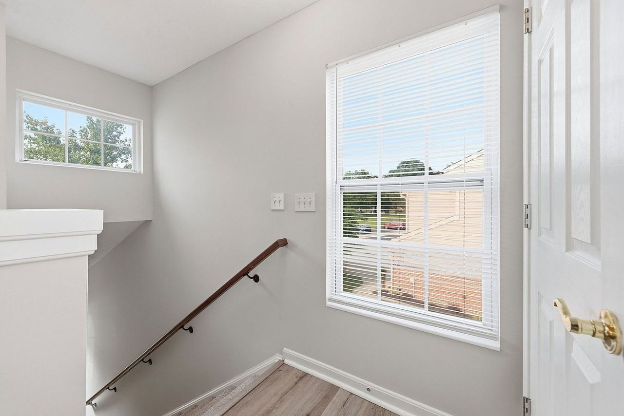 6823 Cloudscape Way - Photo 4 of 36
