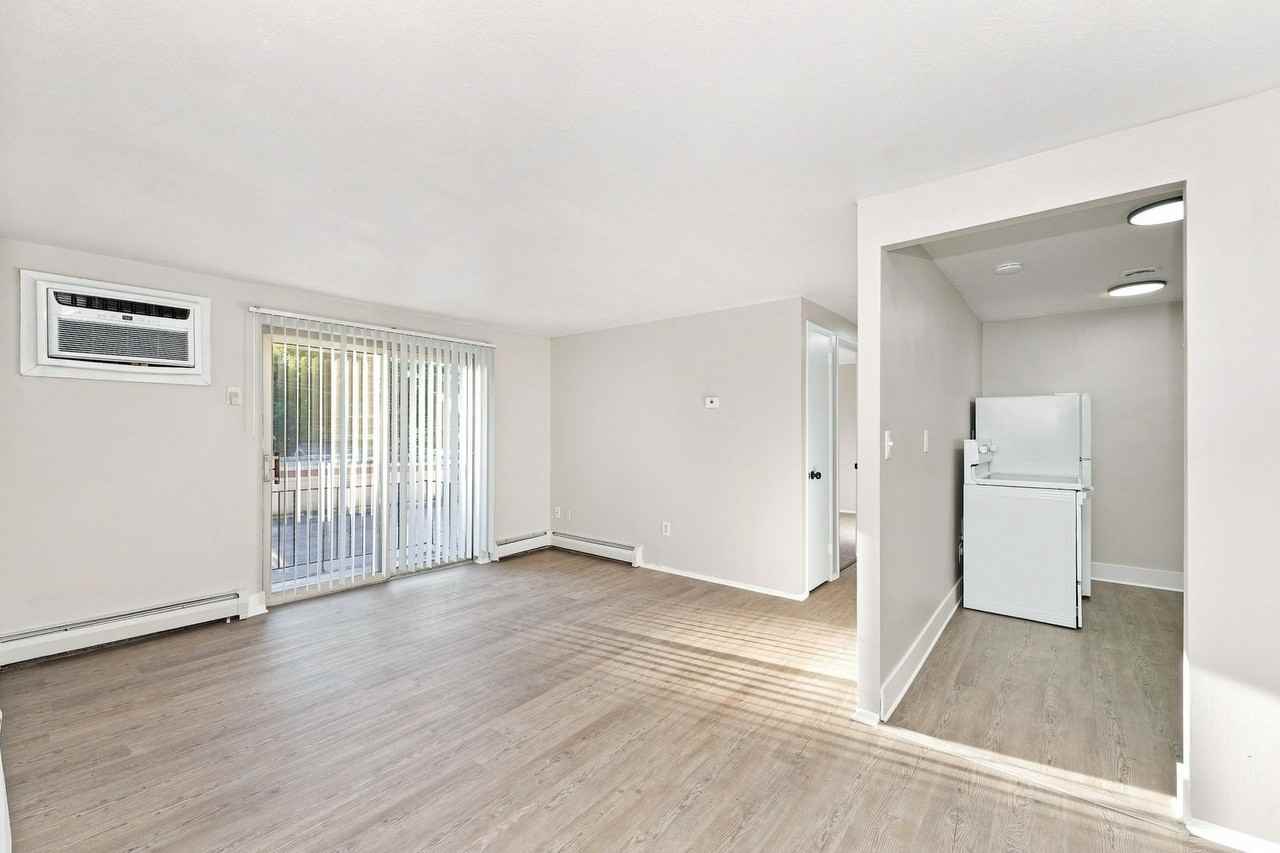 2303 Forestdale Ave. - Photo 6 of 26