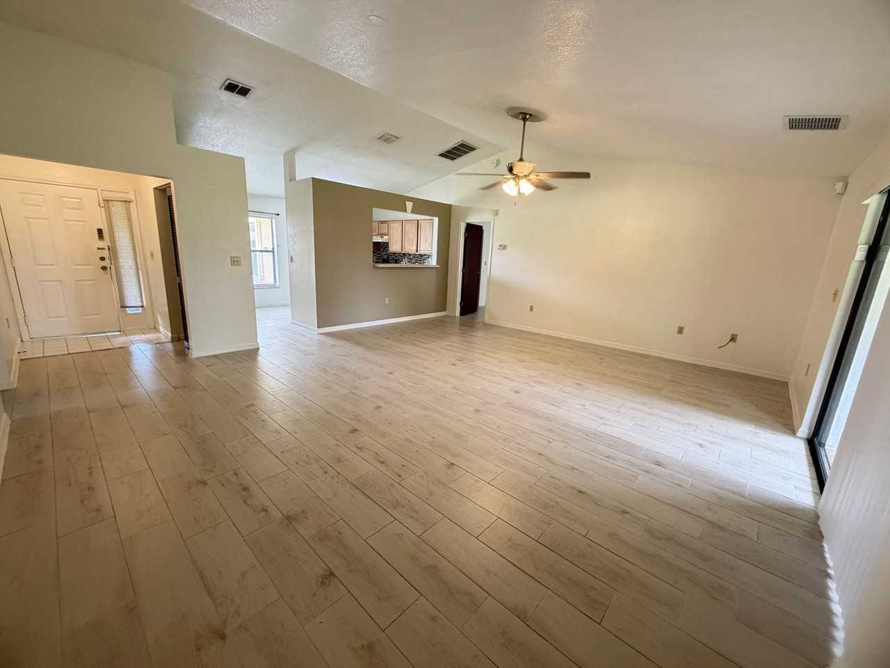 608 Antelope Ln - Photo 5 of 18