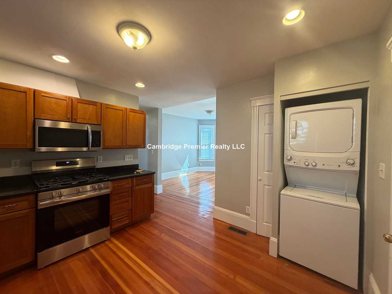 Waldo Ave #1F - Photo 3 of 50