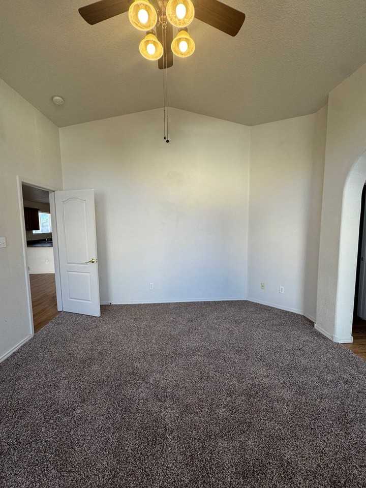 2891 Desert Sage Ave Sw - Photo 7 of 14