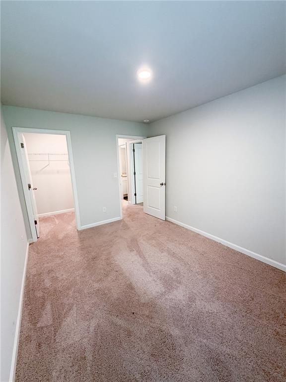 310 Oakwood Dr Nw - Photo 5 of 11