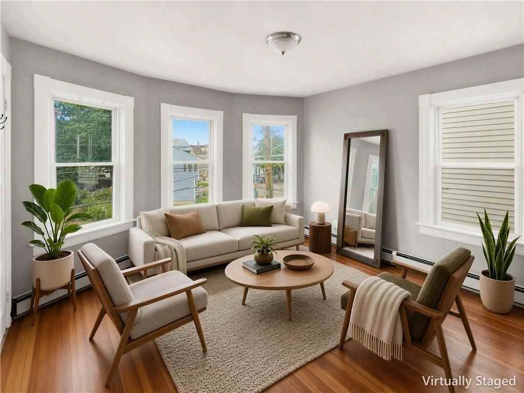 362 Weeden St - Photo 4 of 25
