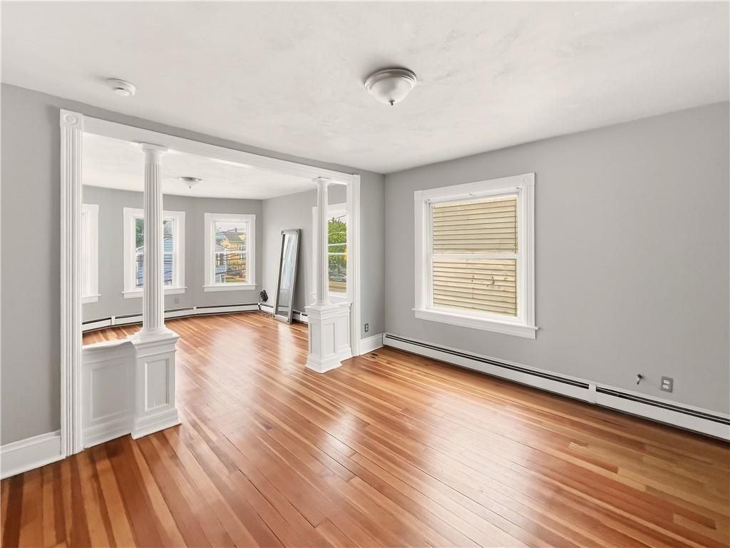 362 Weeden St - Photo 6 of 25