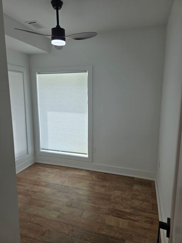 1614 Woodland Ave Se ##B - Photo 2 of 6