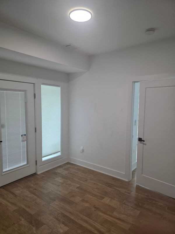 1614 Woodland Ave Se ##B - Photo 5 of 6