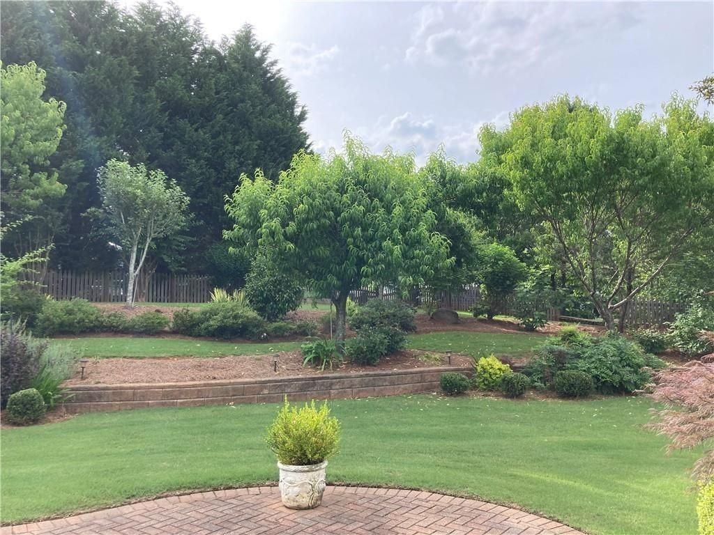 3205 E Gate Dr - Photo 3 of 7