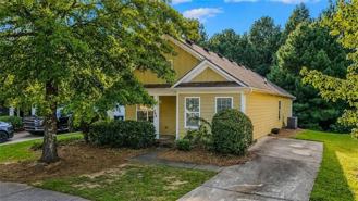 744 W Vincent Dr - Photo 1 of 1