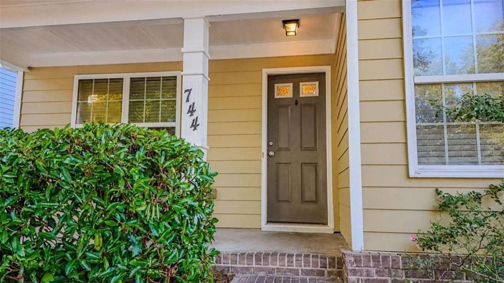 744 W Vincent Dr - Photo 4 of 43