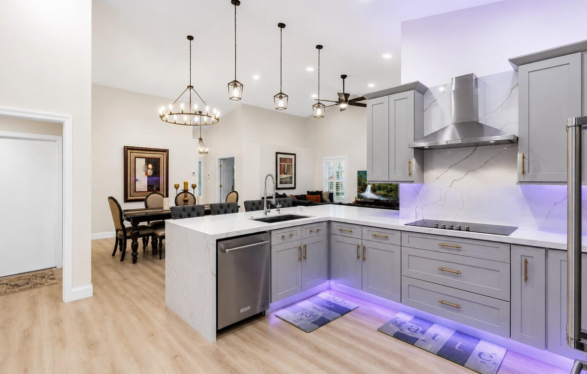 2075 Nw 127th Ter - Photo 2 of 5
