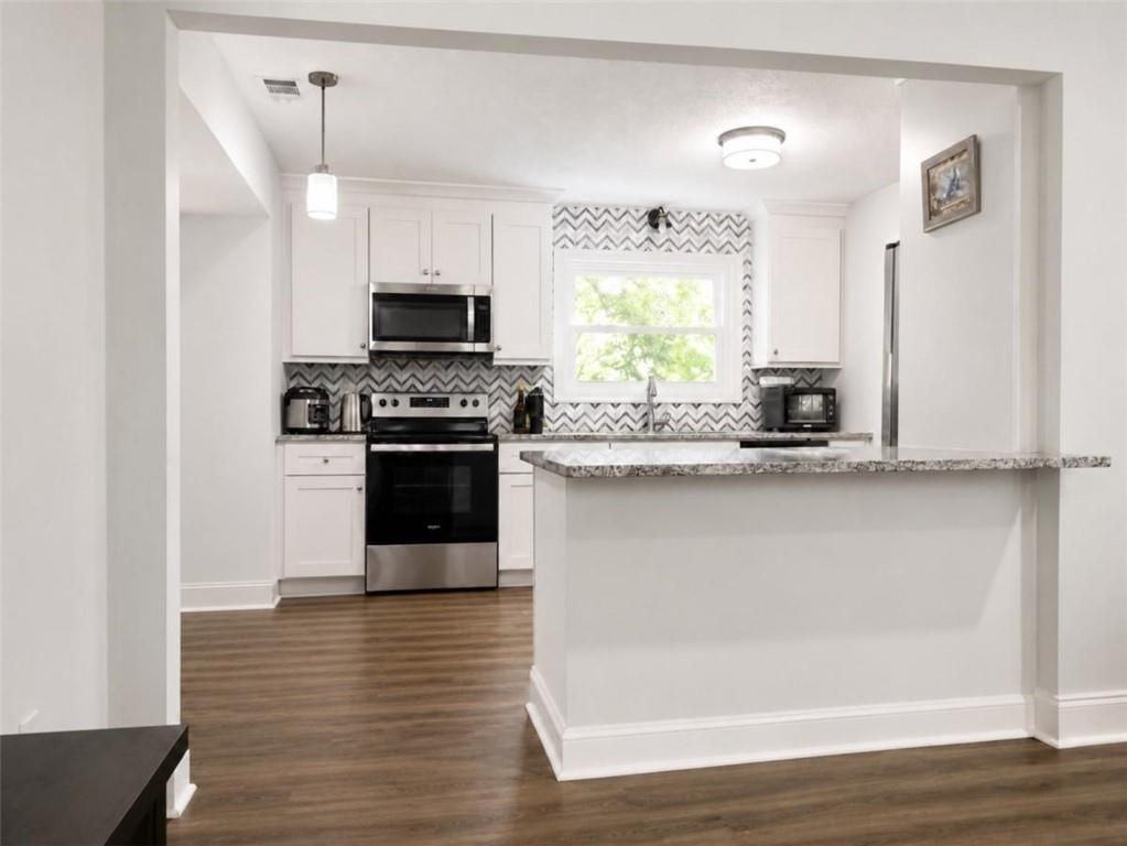 1522 Dupree Rd - Photo 4 of 17