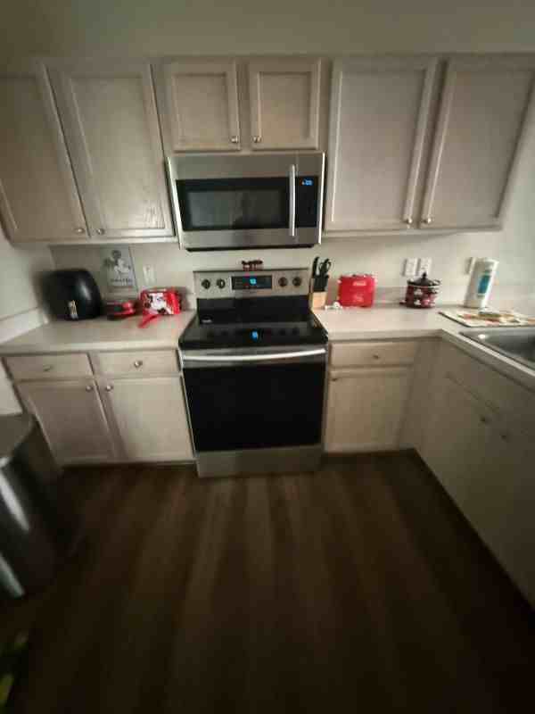 334 Grosvenor Loop - Photo 7 of 21