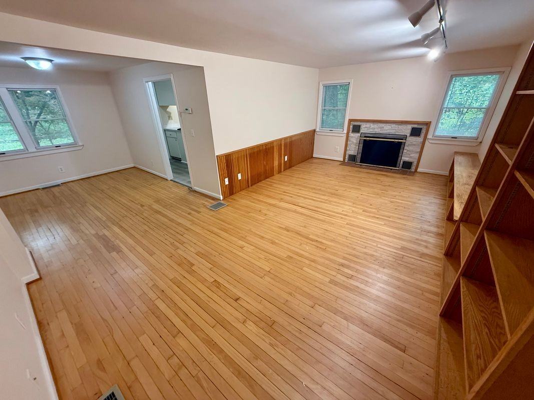325 Highland Rd - Photo 7 of 22
