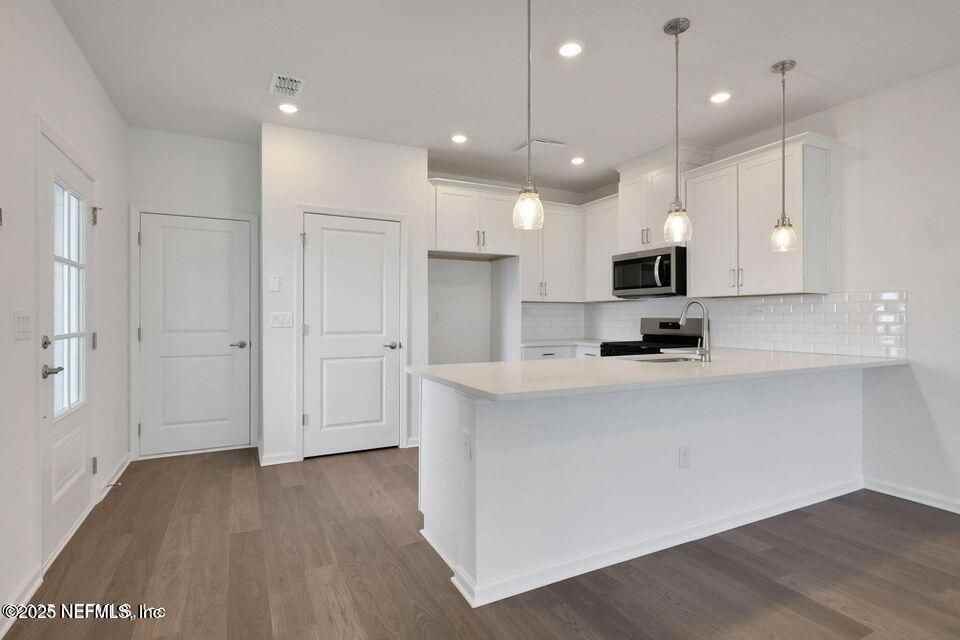 265 Brandon Lakes Dr - Photo 6 of 15