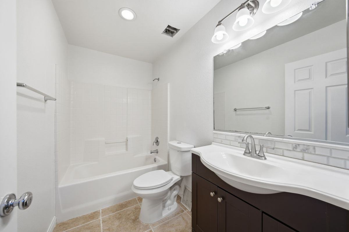 25715 Wagner Way ##B - Photo 7 of 20