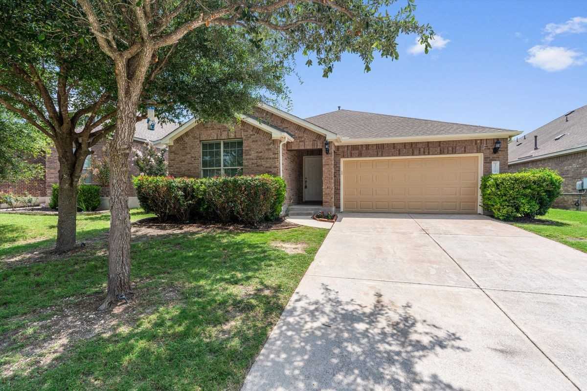 3021 Angelina Ct - Photo 2 of 34