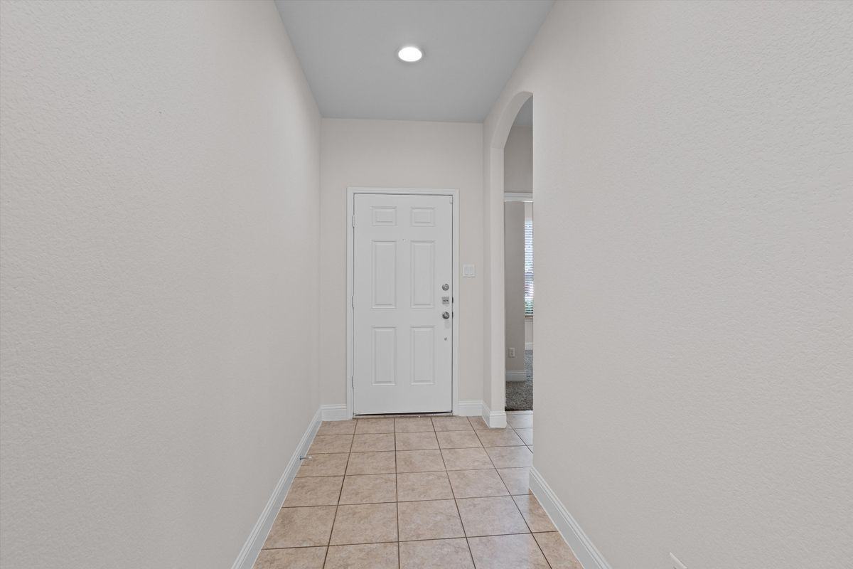 3021 Angelina Ct - Photo 3 of 34