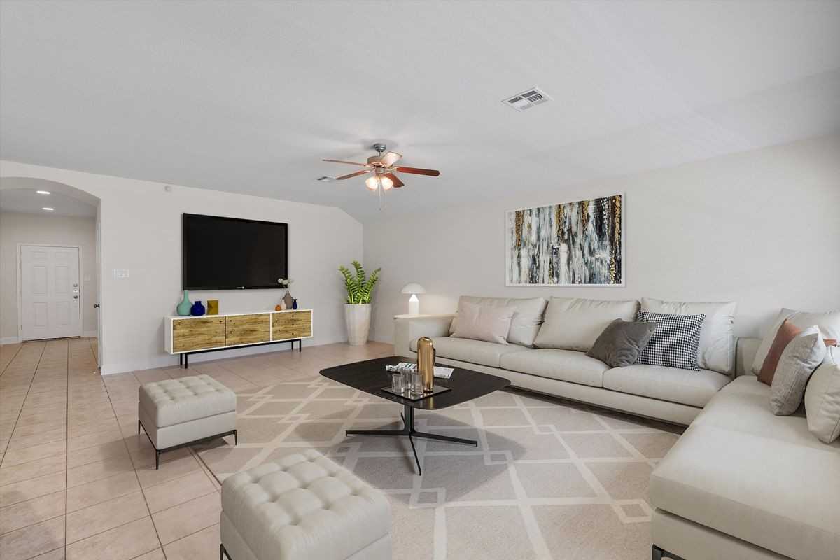 3021 Angelina Ct - Photo 4 of 34