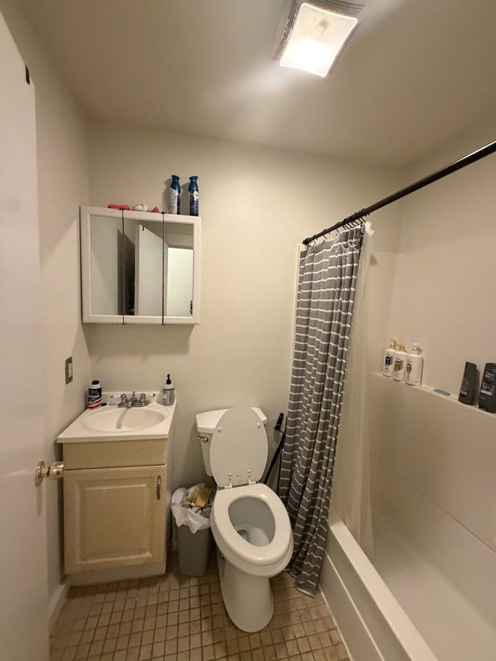 1204 Cambridge St #2 - Photo 7 of 14