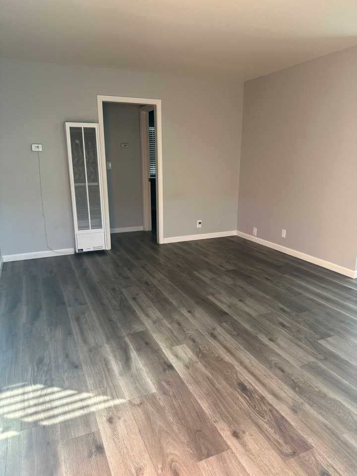 375&385&395 S 4th Street - 385-10 #385-10 - Photo 3 of 6