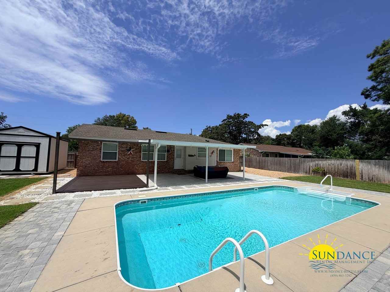 404 Lee Ln - Photo 2 of 38