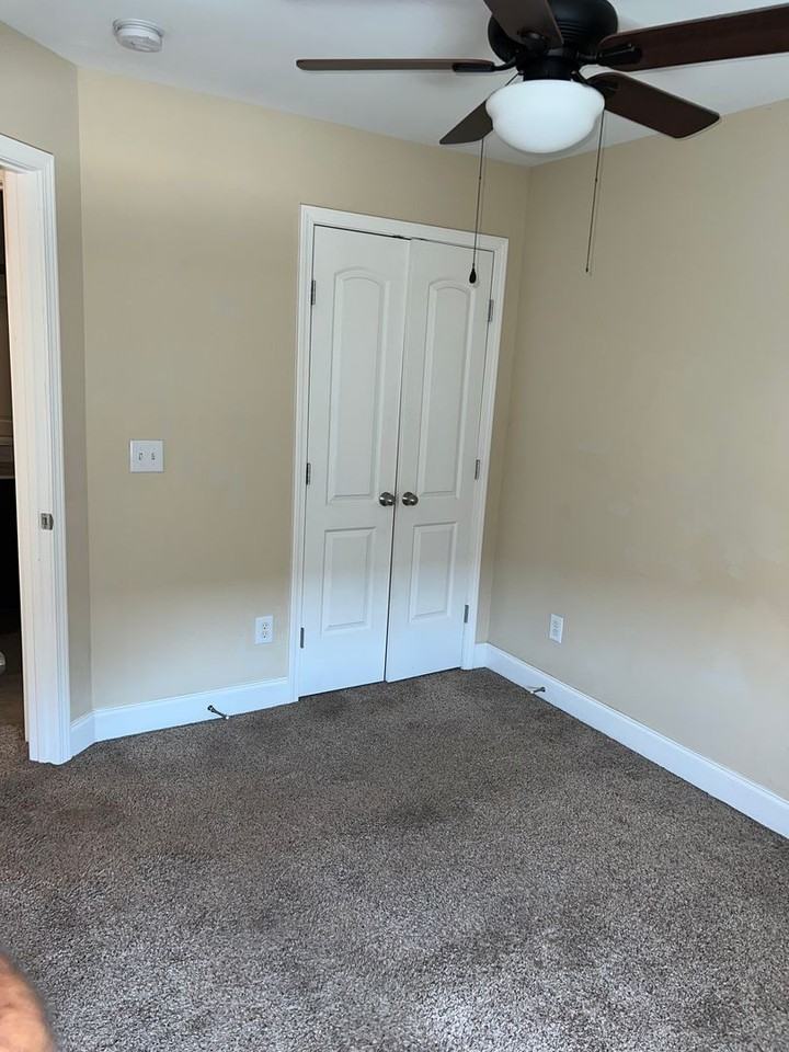8915 Sunnyfield Way - Photo 6 of 23