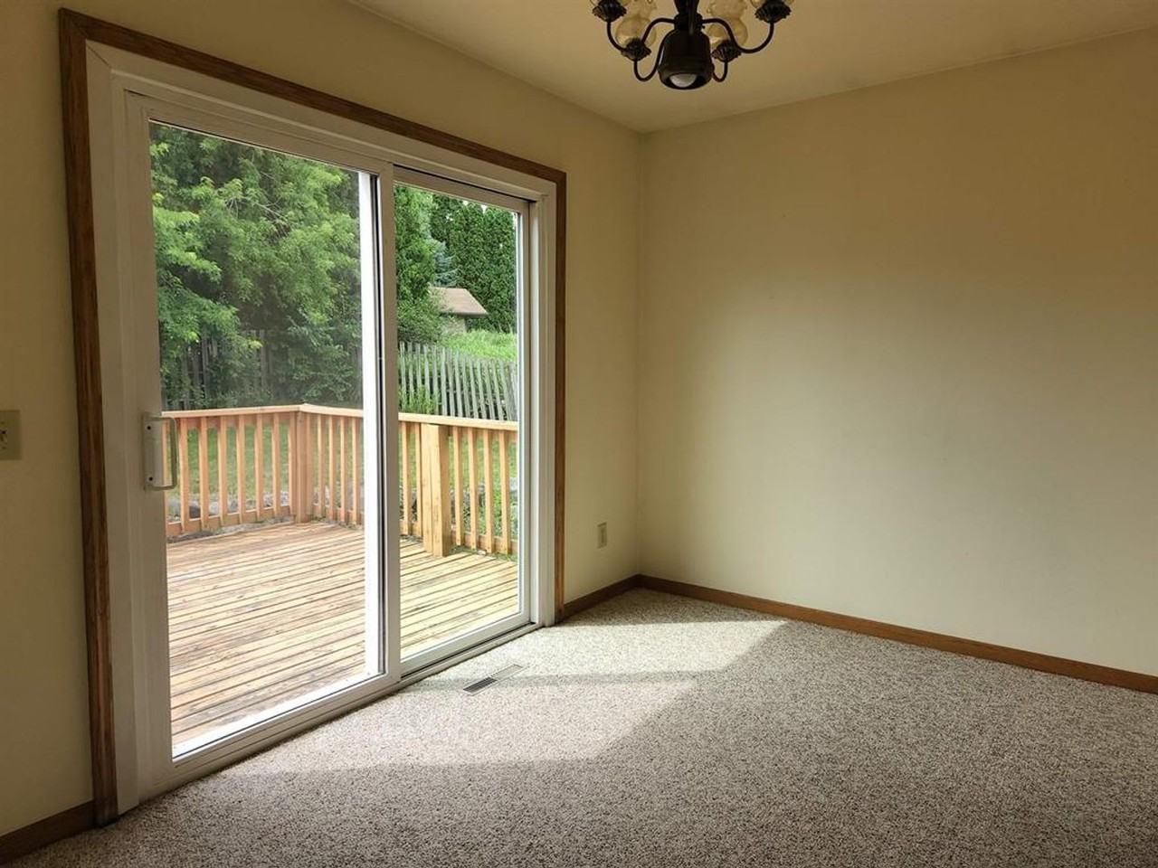 4 La Crescenta Cir - Photo 6 of 20