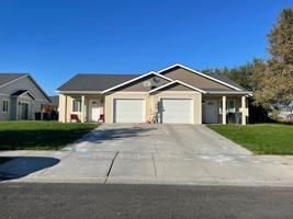 featured image of 1208 W Malaga Ave